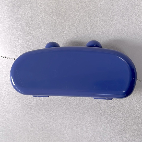 Cute hardshell purple bear children’s eyeglass case - Picture 2 of 4